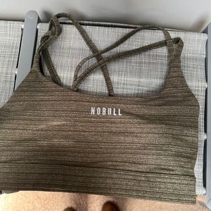 Green heather no Bull sports bra